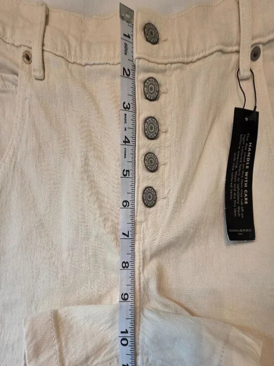 Banana Republic Classic Women's Shorts, Size 26/2 - Picture 6 of 8